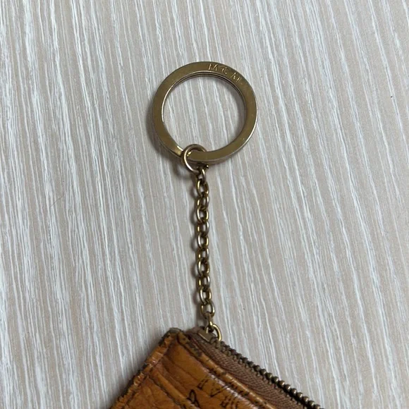 Sold - Vintage MCM Keyholder / cardholder - Picture 3 of 10
